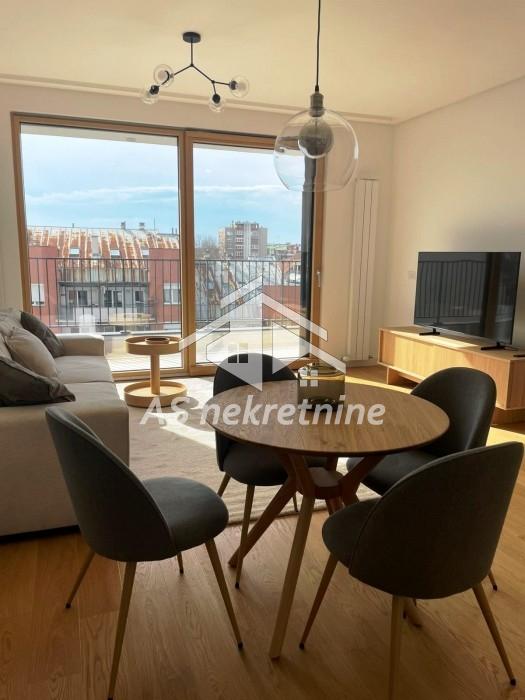 Stan Izdavanje Beograd Bulevar Kralja Aleksandra 53 m2