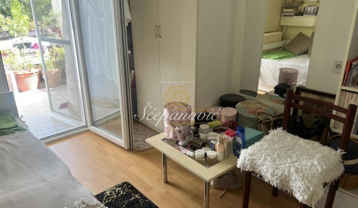 stanovi-izdavanje-uCZ3D1rMEf Četvorosoban stan na prodaju, Centar, Novi Sad, 115m², 280.000 €
