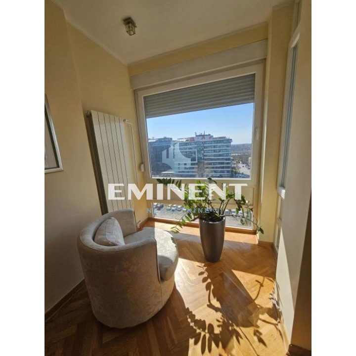 Stan Izdavanje Beograd Blok 23 73 m2