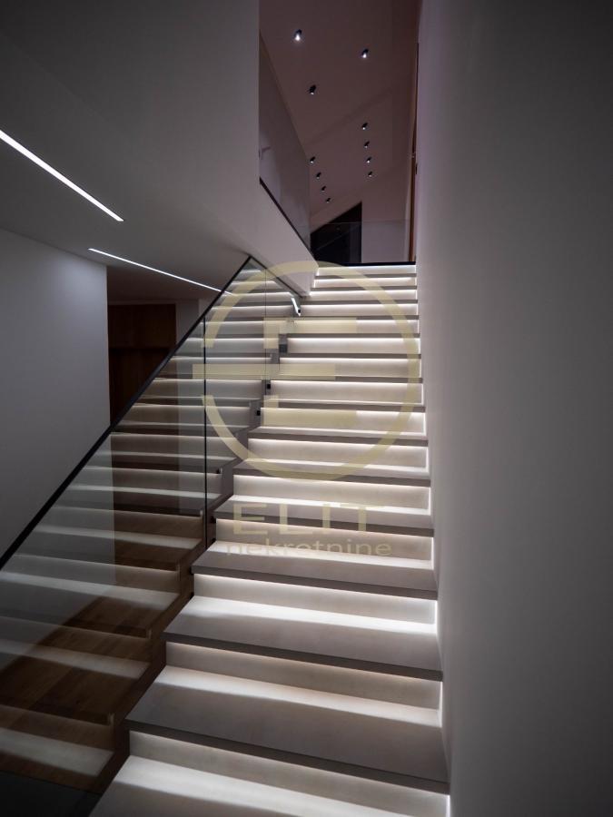Kuća na prodaju, Veternik, Novi Sad, 143m², 510.000 €