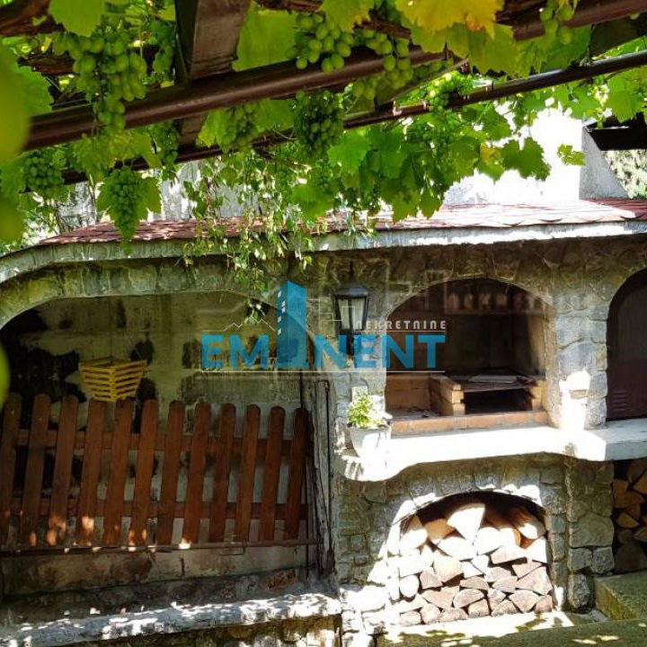 Kuća Prodaja Beograd Beli Potok 465 m2