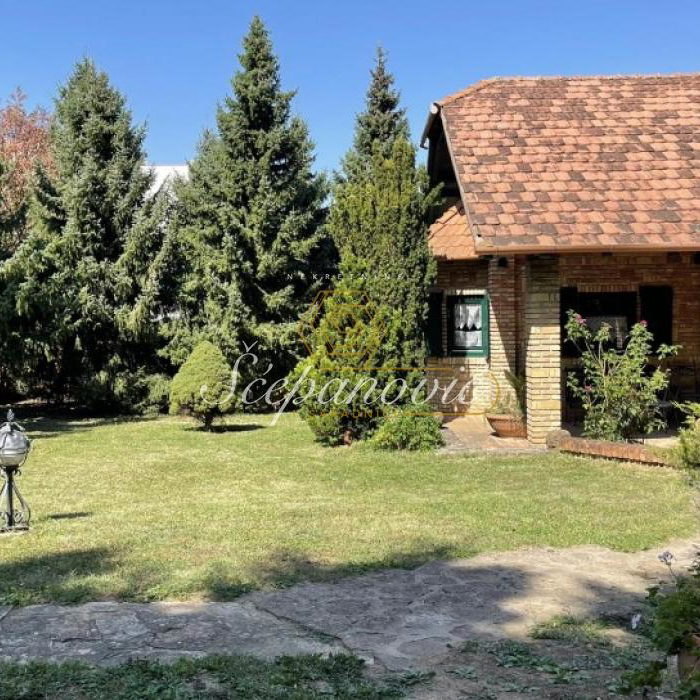Kuća na prodaju, Sremska Kamenica, Novi Sad, 202m², 873.000 €