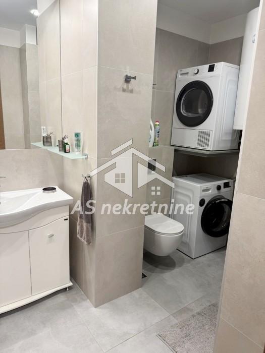 stanovi-izdavanje-xW54HURefC Trosoban stan za izdavanje, Banovo Brdo, Beograd, 90m², 1.300 €/mes