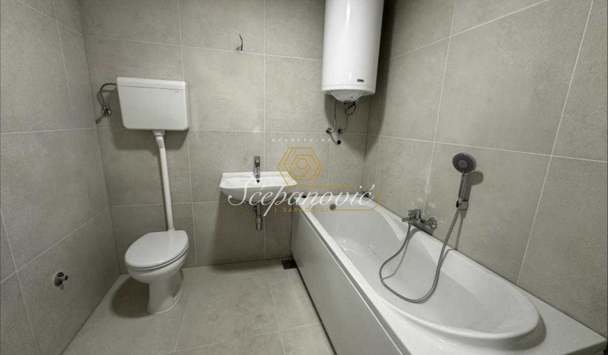 Stan Prodaja Novi Sad Stan Prodaja Novi Sad Bulevar Patrijarha Pavla 66 m2