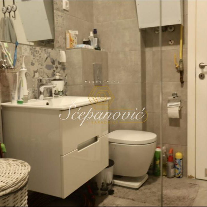 Četvorosoban stan na prodaju, Telep, Novi Sad, 157m², 350.000 €