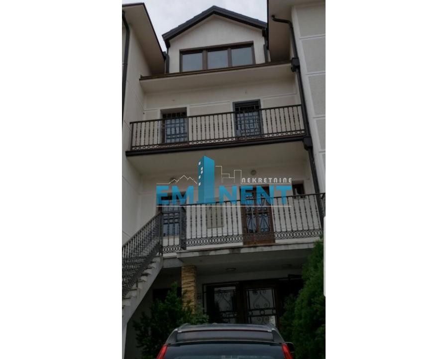 Kuća Izdavanje Beograd Dedinje 220 m2