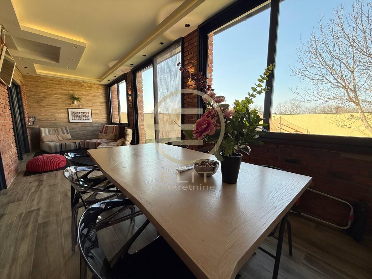 stanovi-prodaja-1ZBt0FHlqF Kuća na prodaju, Petrovaradin, Novi Sad, 165m², 365.000 €