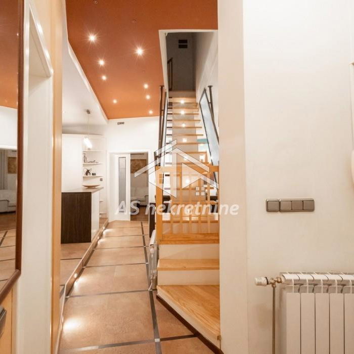 Četvorosoban stan za izdavanje, Obilićev Venac, Beograd, 140m², 1.800 €/mes