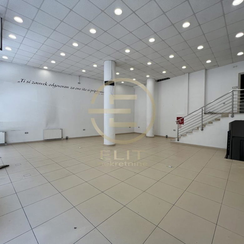 Lokal Prodaja Novi Sad  229 m2