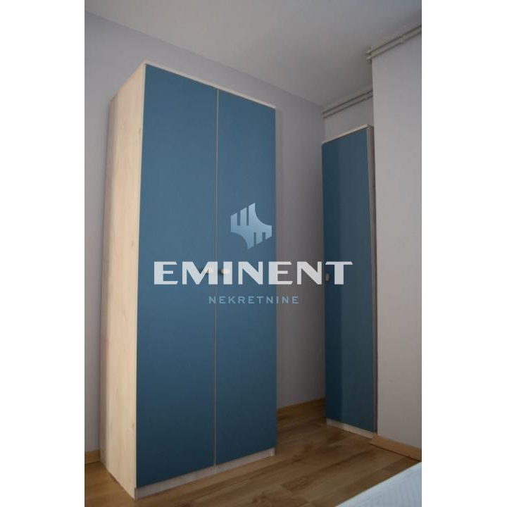 Kuća na prodaju, Ledine, Beograd, 200m², 290.000 €