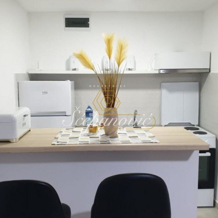Stan Prodaja Novi Sad  24 m2