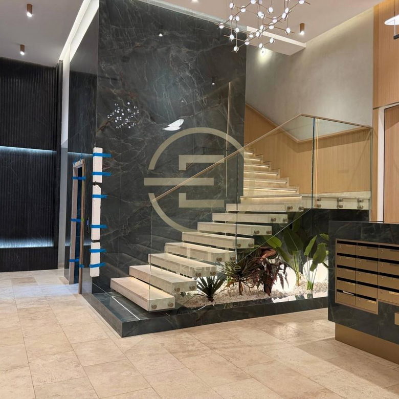 Četvorosoban stan na prodaju, Centar, Novi Sad, 100m², 490.000 €