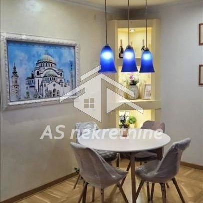 Stan Izdavanje Beograd Hram Svetog Save 94 m2