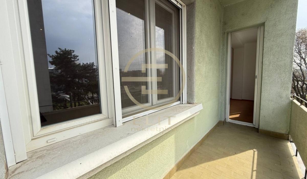 stanovi-prodaja-74zTLnncft Stan Prodaja Novi Sad 112 m2