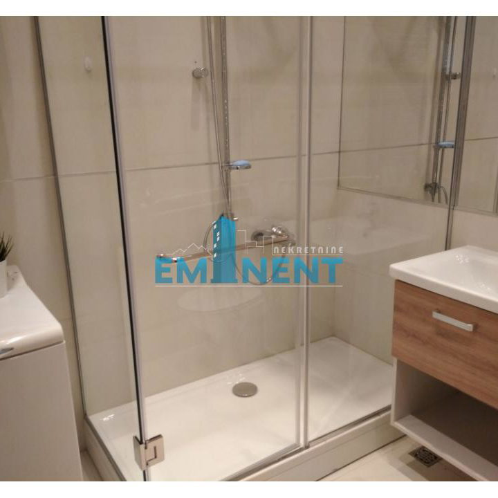 Trosoban stan za izdavanje, Balkanska, Beograd, 100m², 1.750 €/mes