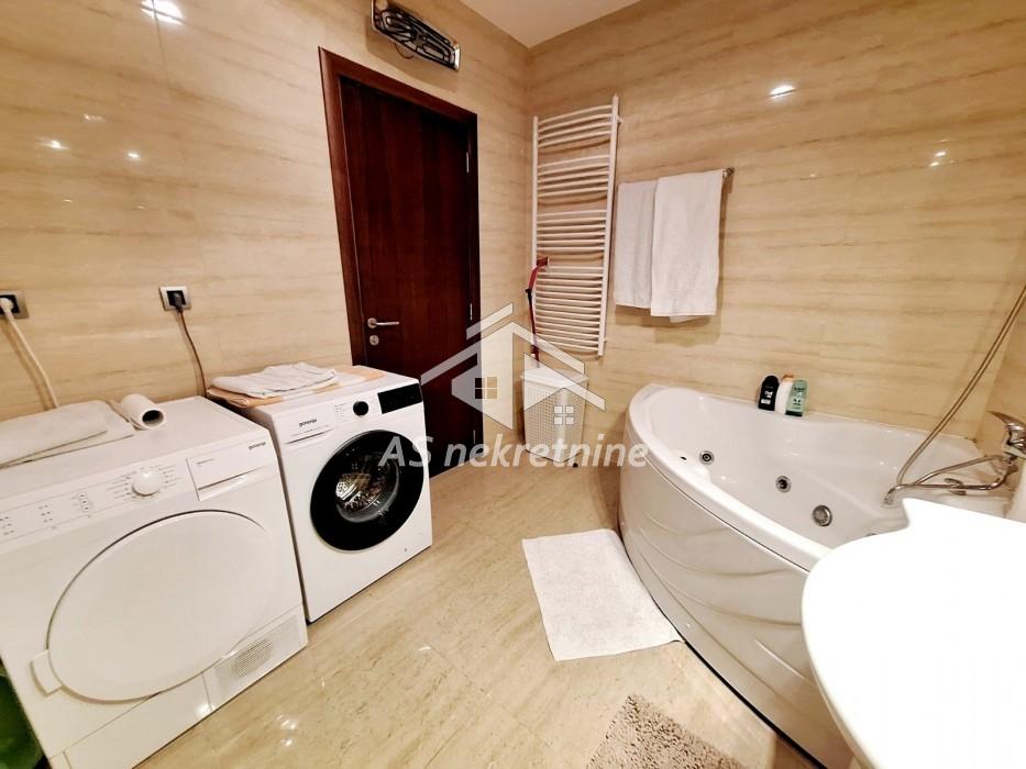 Četvorosoban stan za izdavanje, Dedinje, Beograd, 135m², 2.150 €/mes
