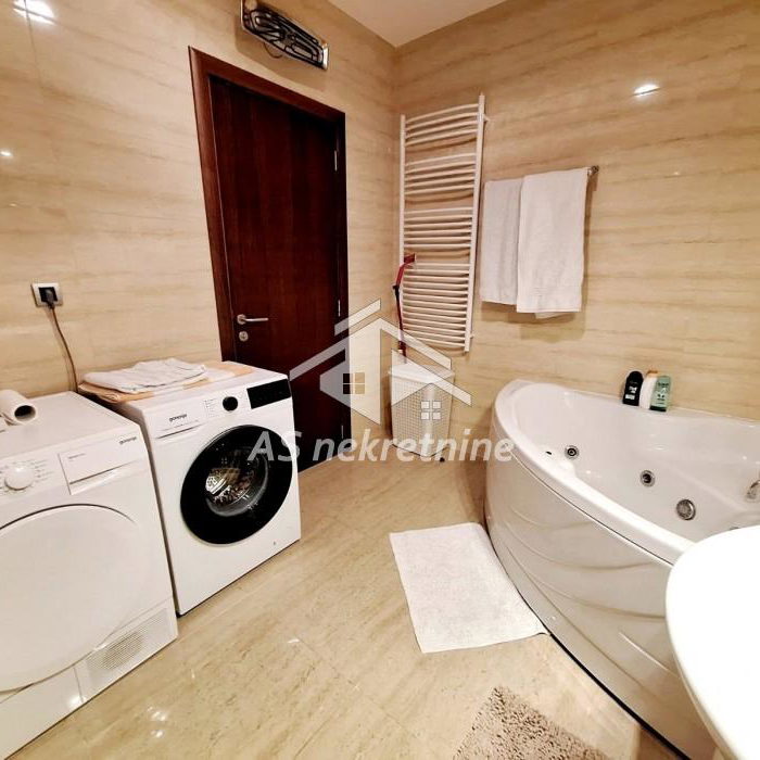 Četvorosoban stan za izdavanje, Dedinje, Beograd, 135m², 2.150 €/mes