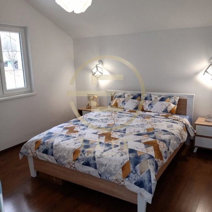 Kuća na prodaju, Alibegovac, Novi Sad, 212m², 450.000 €