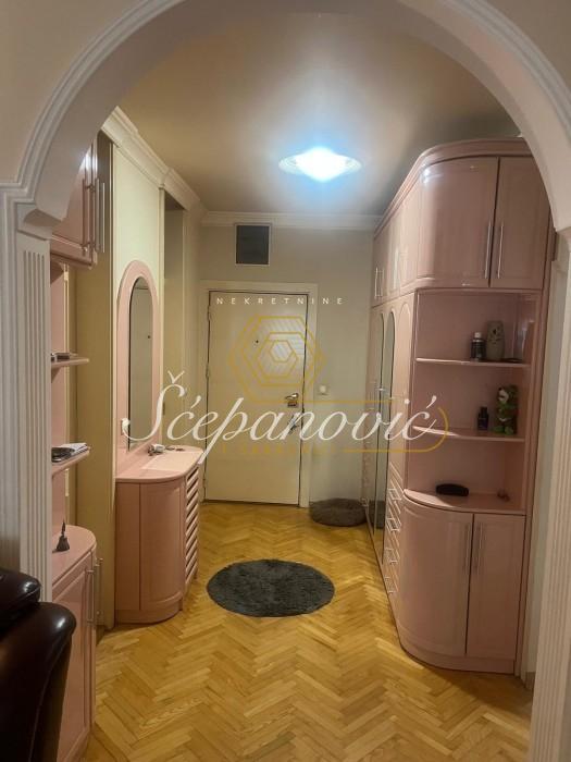 stanovi-prodaja-DfqVn5A4NC Trosoban stan na prodaju, Grbavica, Novi Sad, 91m², 240.000 €