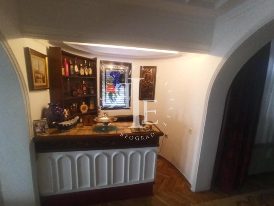 Kuća na prodaju, Mala Moštanica, Beograd, 300m², 189.000 €