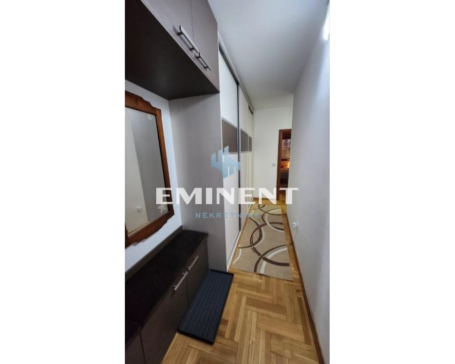 Trosoban stan za izdavanje, Južni Bulevar, Beograd, 64m², 1.000 €/mes