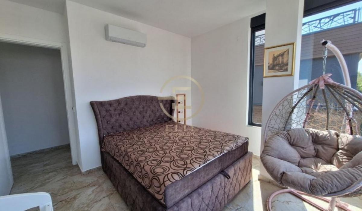stanovi-prodaja-LYGzmRAmEa Petosoban stan na prodaju, Sremska Kamenica, Novi Sad, 145m², 390.000 €