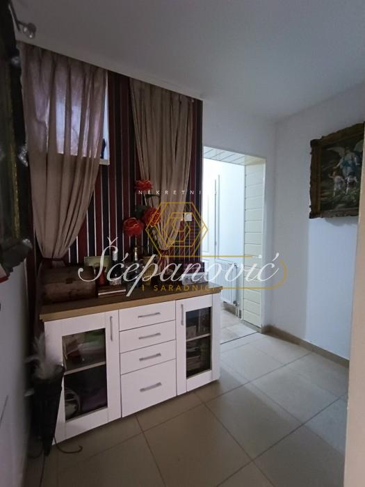 Trosoban stan na prodaju, Futoška, Novi Sad, 52m², 121.500 €