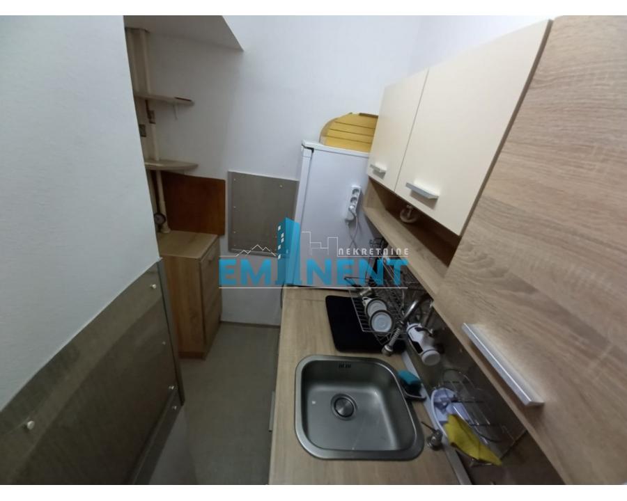 Stan Izdavanje Beograd Slavija 72 m2
