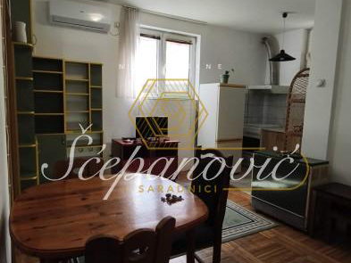 Stan Izdavanje Beograd Banjica 32 m2