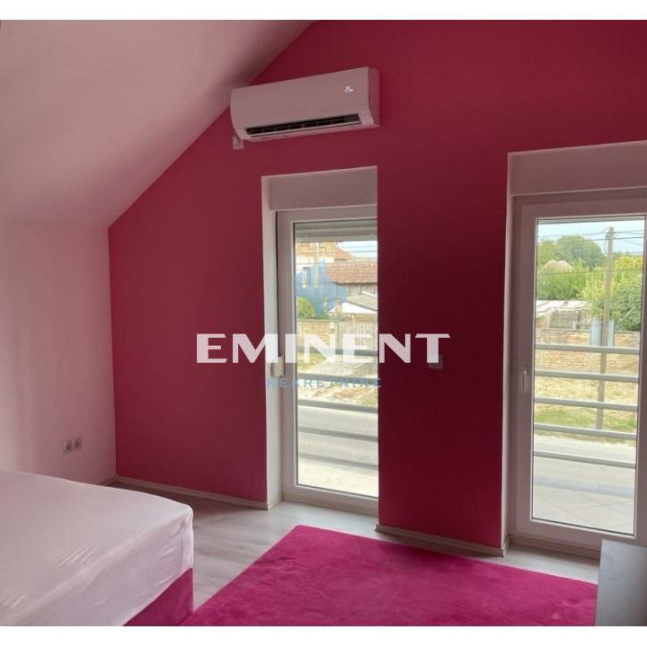 Kuća na prodaju, Stari Banovci, Stara Pazova, 342m², 420.000 €