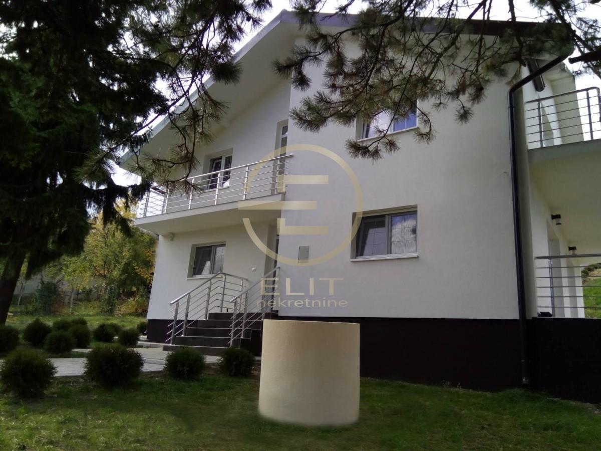 Kuća Prodaja Novi Sad Kuća Prodaja Novi Sad Alibegovac 212 m2