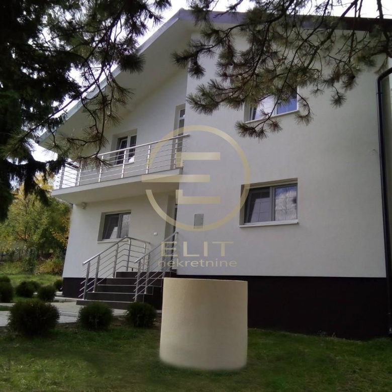 Kuća Prodaja Novi Sad Alibegovac 212 m2