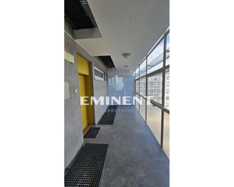 Dvosoban stan na prodaju, Novi Merkator, Beograd, 69m², 255.300 €