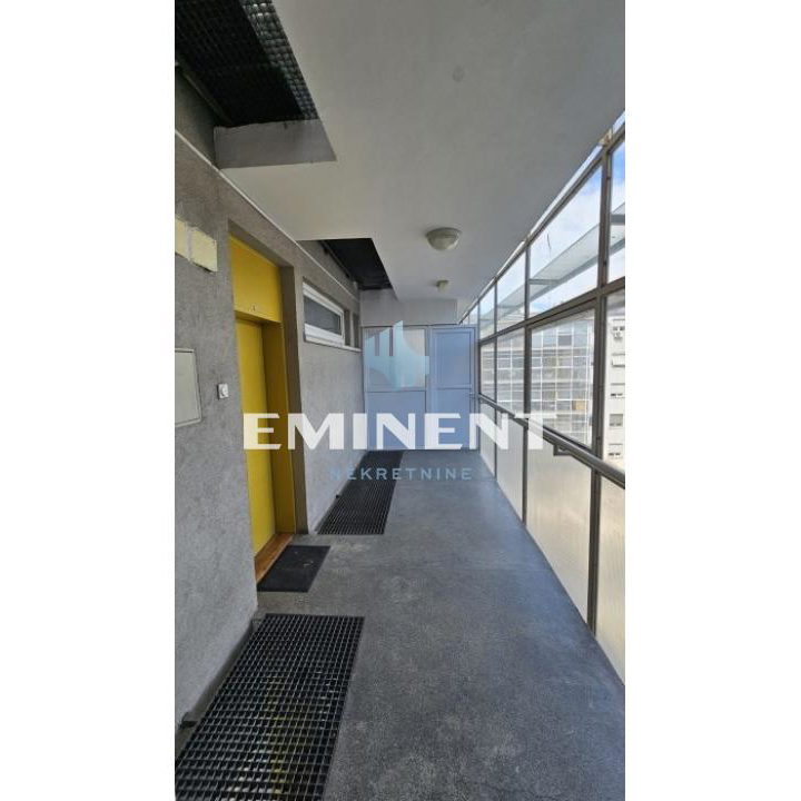 Dvosoban stan na prodaju, Novi Merkator, Beograd, 69m², 255.300 €