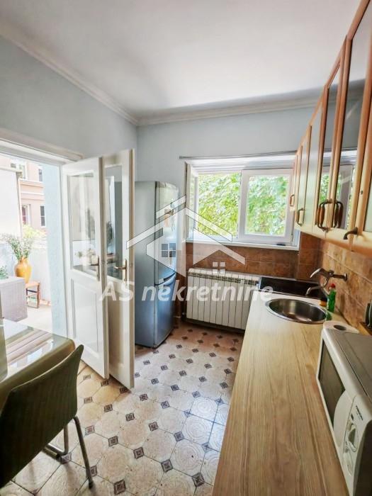 Jednosoban stan za izdavanje, Slavija, Beograd, 44m², 600 €/mes