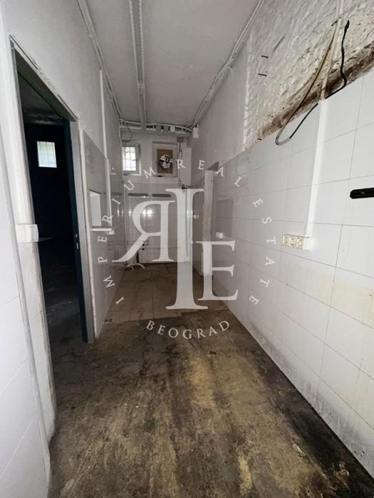stanovi-prodaja-Sg1l7SMB5q Lokal za izdavanje, Cara Dušana, Beograd, 88m², 2.500 €/mes