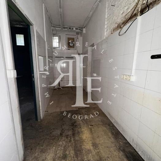 Lokal za izdavanje, Cara Dušana, Beograd, 88m², 2.500 €/mes