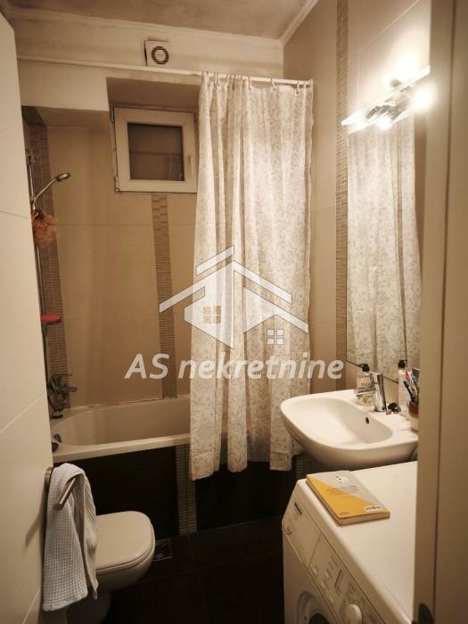 Stan Prodaja Beograd Stan Prodaja Beograd Hram Svetog Save 53 m2