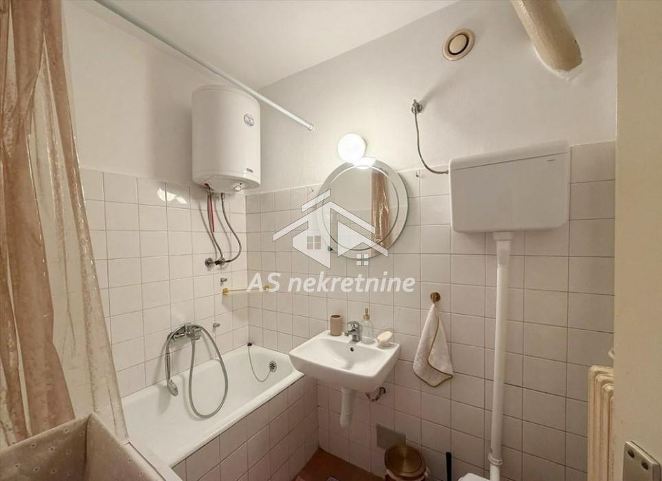 stanovi-prodaja-WLlS3FLxRC Dvosoban stan za izdavanje, Crveni Krst Vračar, Beograd, 41m², 700 €/mes
