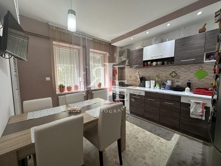 Kuća Prodaja Beočin Kuća Prodaja Beočin 188 m2