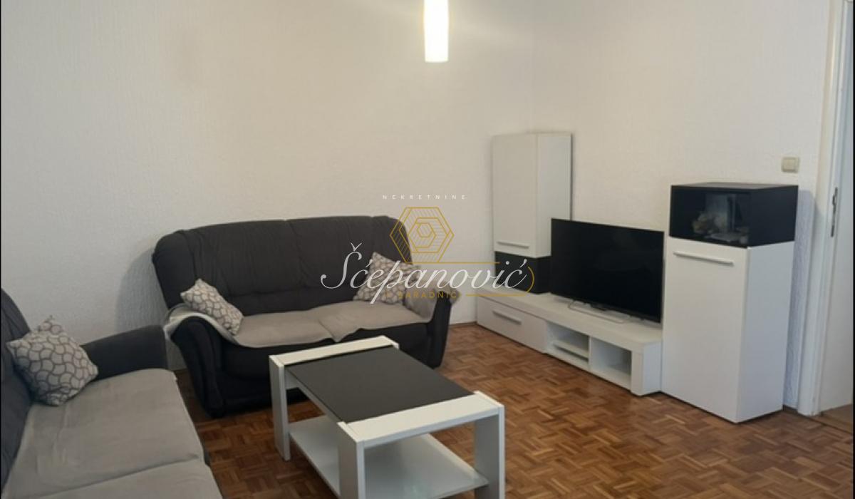 Kuća na prodaju, Kać, Novi Sad, 326m², 290.000 €