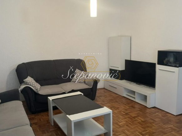 Kuća Prodaja Novi Sad  326 m2