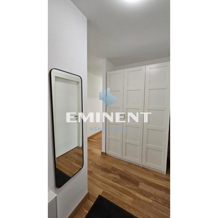 Stan Izdavanje Beograd Blok 65 107 m2