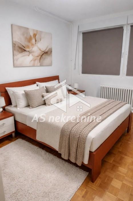Stan Izdavanje Beograd Slavija 65 m2