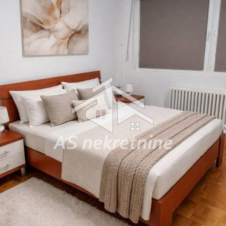 Stan Izdavanje Beograd Slavija 65 m2