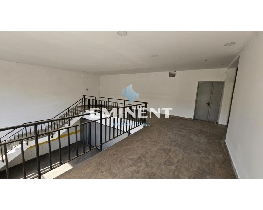 stanovi-prodaja-beograd-3CvR215xYg Lokal za izdavanje, Dedinje, Beograd, 183m², 1.950 €/mes