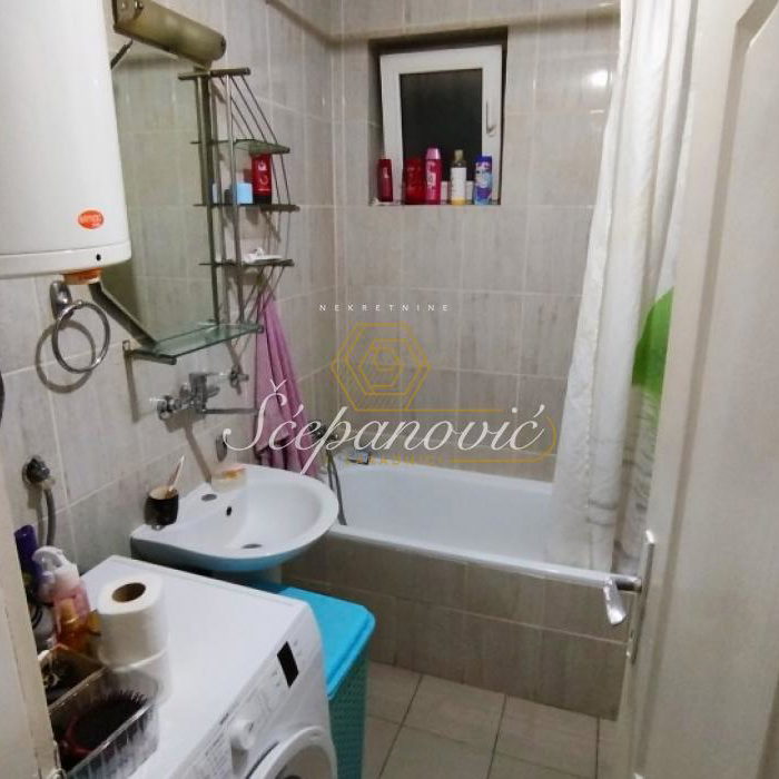 Stan Prodaja Novi Sad  78 m2