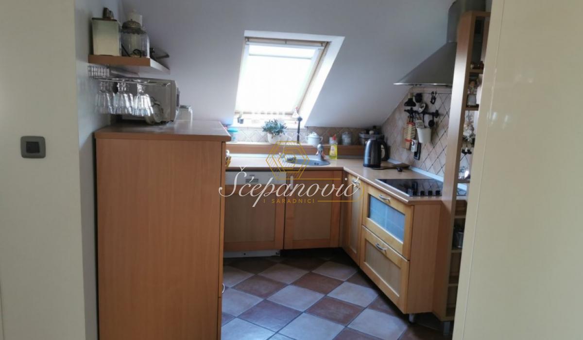 Stan Prodaja Novi Sad Stan Prodaja Novi Sad 77 m2