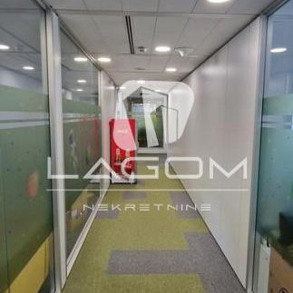 Lokal za izdavanje, Blok 67 – Belville, Beograd, 772m², 5. sprat, 14.300 €/mes