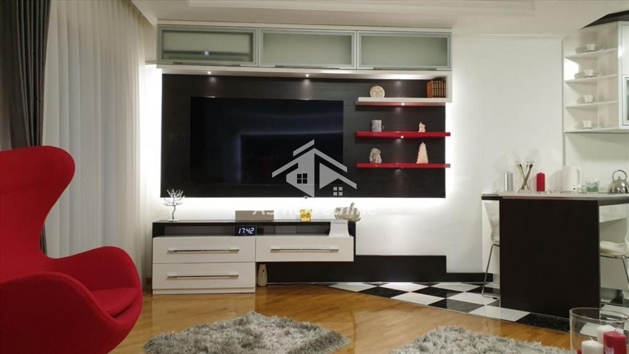 Stan Izdavanje Beograd Hram Svetog Save 60 m2